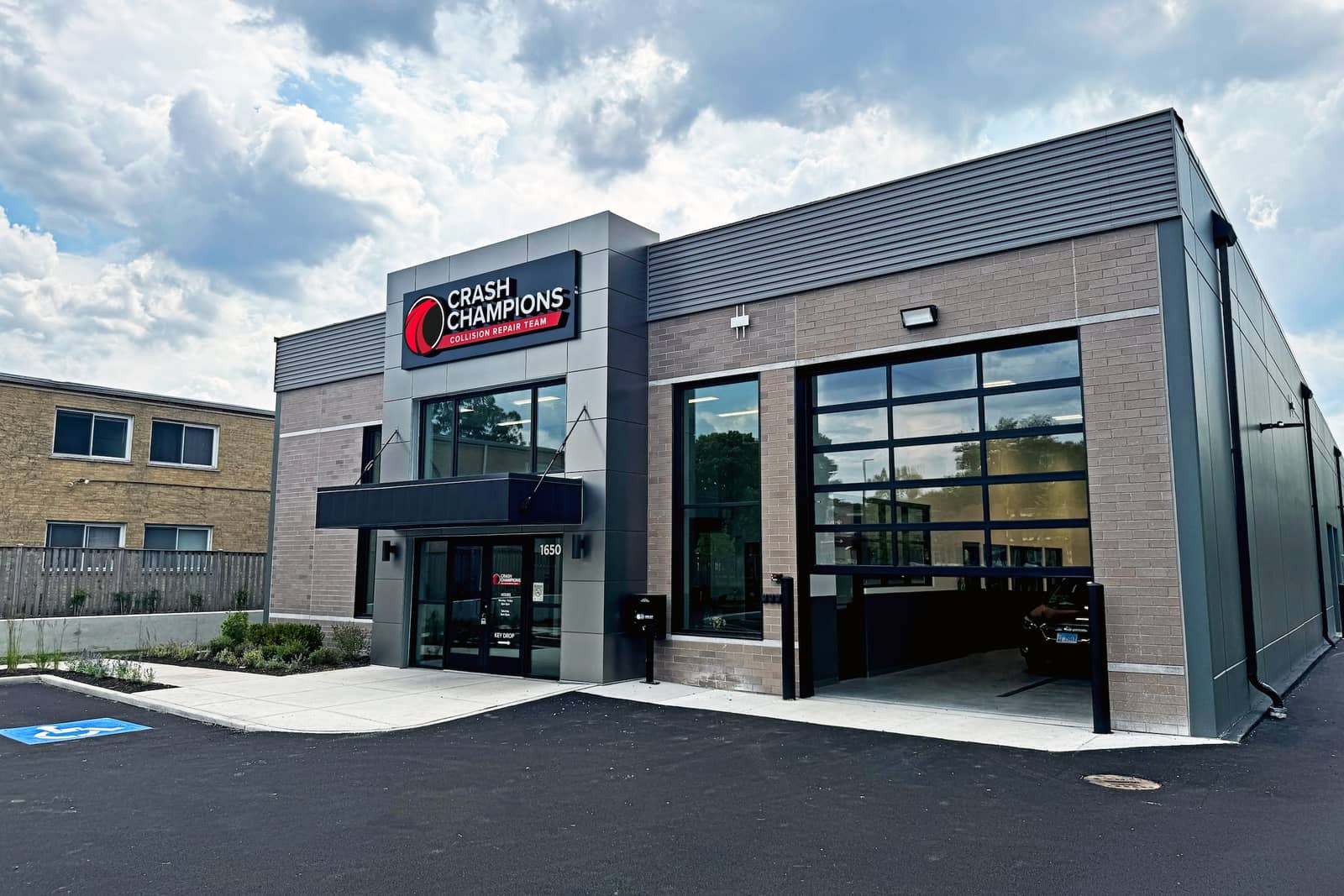 Collision & Services